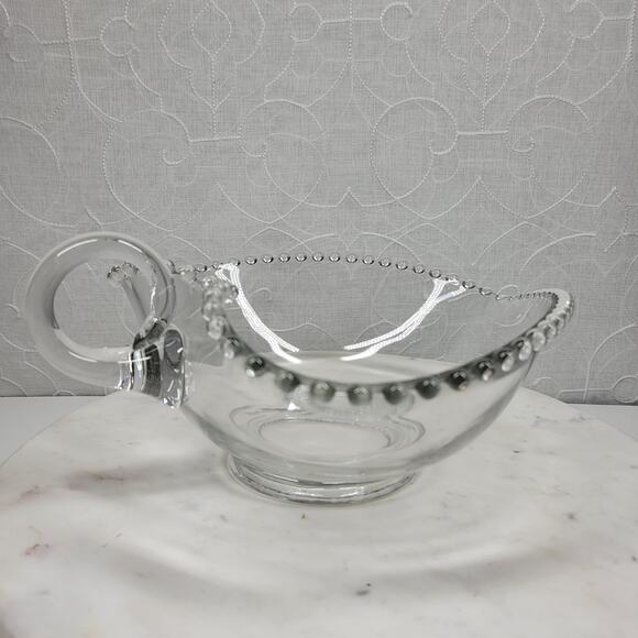 Vintage Imperial Candlewick Hobnail Heart Bowl 9" Clear Glass Handle Bread Candy - Picture 2 of 16